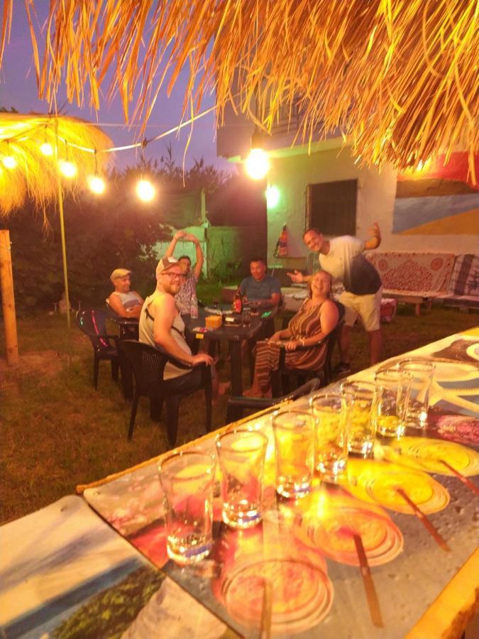 Pinegroove Hostel Vlora Ngoại thất bức ảnh