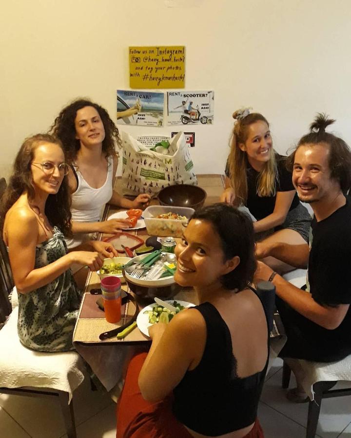 Pinegroove Hostel Vlora Ngoại thất bức ảnh