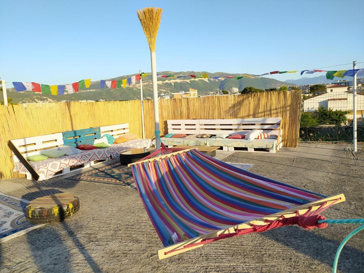 Pinegroove Hostel Vlora Ngoại thất bức ảnh