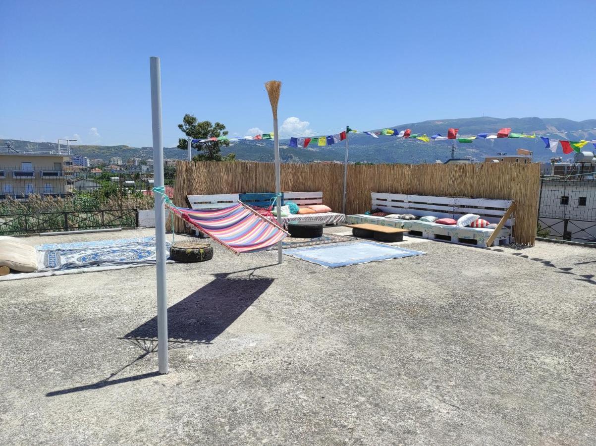 Pinegroove Hostel Vlora Ngoại thất bức ảnh