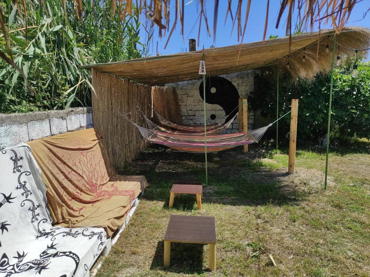Pinegroove Hostel Vlora Ngoại thất bức ảnh
